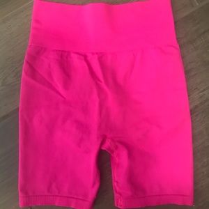 Tala Hosta Neon Shorts
